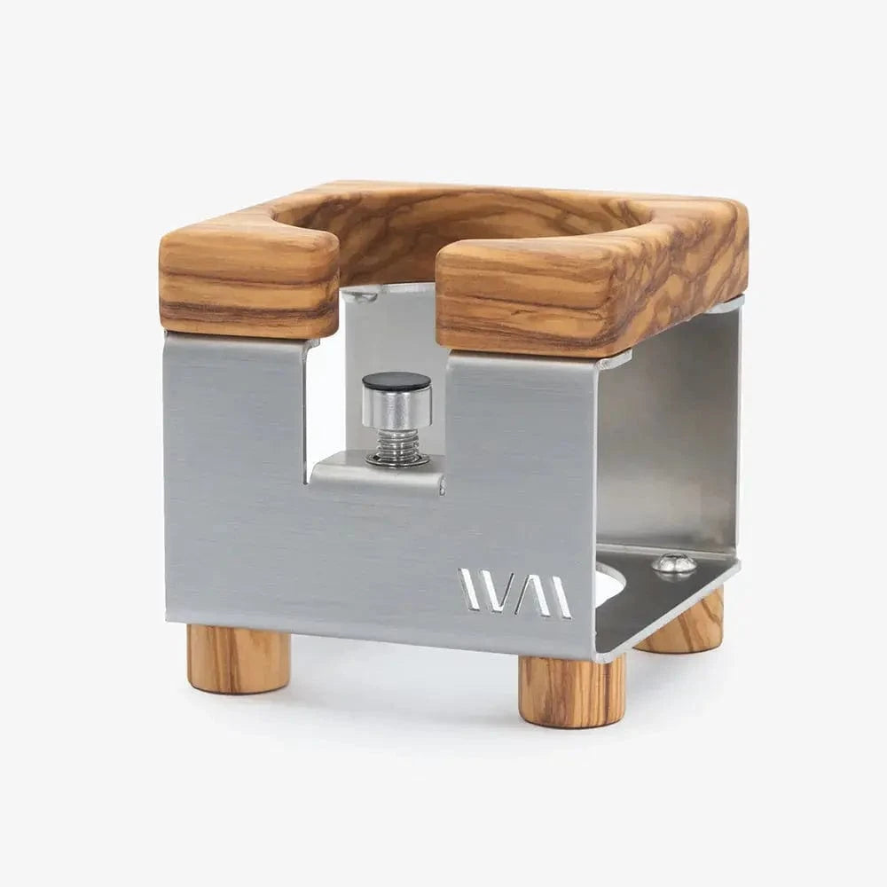 Tamperstation von Wiedemann - Holz trifft Design Tamper Station Wiedemann Manufaktur Edelstahl Olive - rhiinland.com