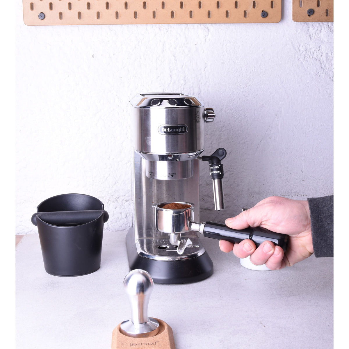 JoeFrex Siebträger Schwarz für Delonghi Dedica & Smeg ECF – 51mm Präzision Siebträger JoeFrex - rhiinland.com