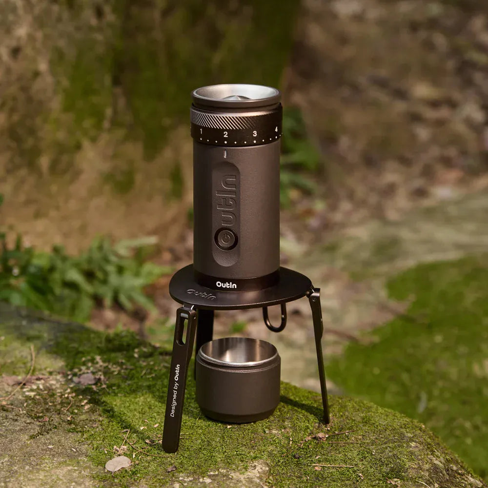 OutIn Faltbarer Kaffeeständer – Deine mobile Kaffeebar für unterwegs Kaffee mobil OutIn - rhiinland.com