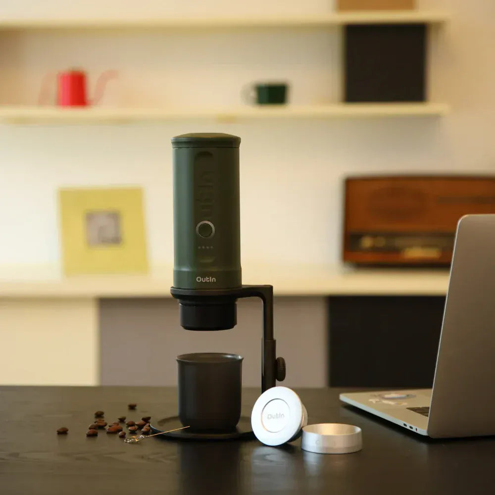 OutIn Universeller Kaffeeständer Kaffee mobil OutIn - rhiinland.com