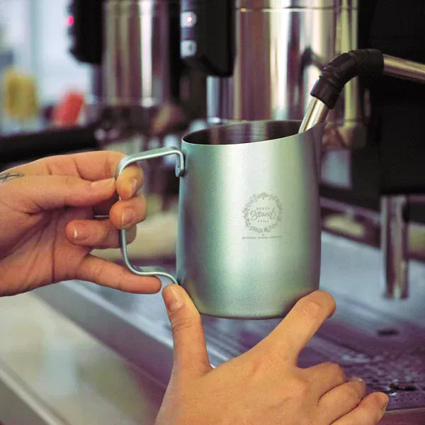 WPM Milchkännchen #15 – NSS x WPM Latte Art Pitcher Milchkännchen WPM - rhiinland.com