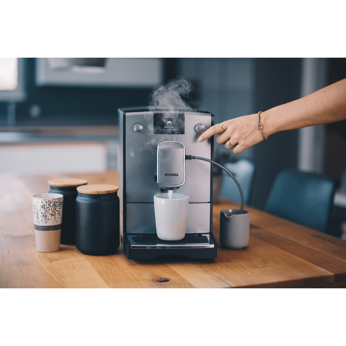 Nivona NICR 6'95 Titan – Chrom – Kaffeevollautomat Kaffeevollautomat Nivona - rhiinland.com