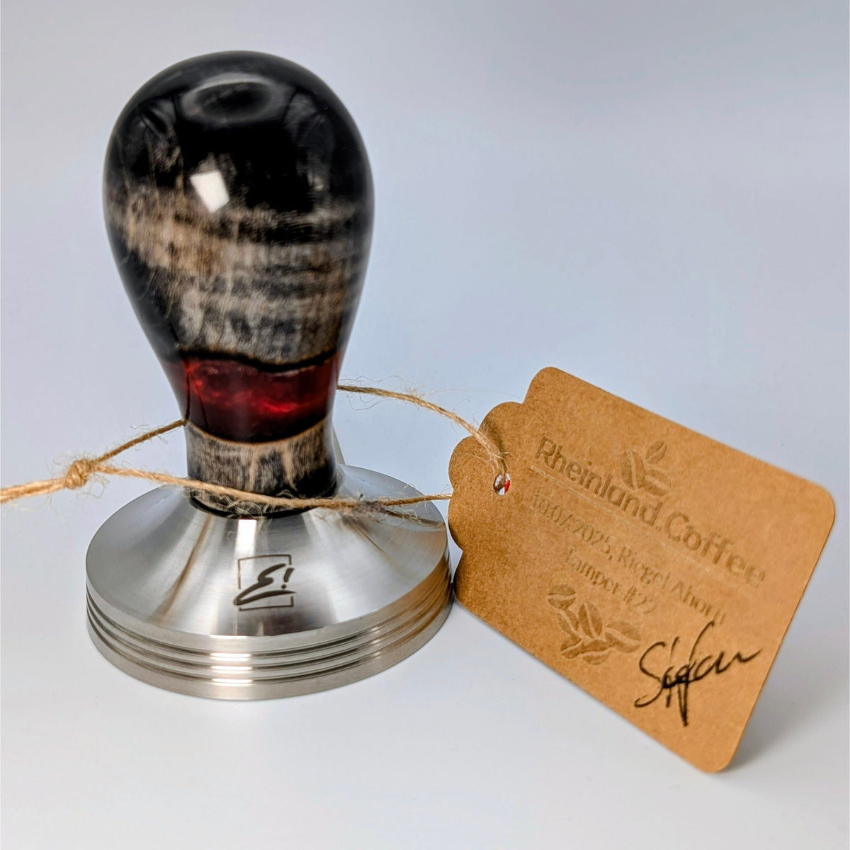 Epoxy Elegance Tamper #22 – Dunkles Holz & Rauchrot Tamper EMMERICH Art - rhiinland.com