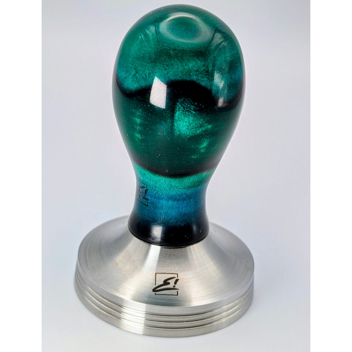 Epoxy Elegance Tamper #23 – Riegelahorn & Petrolgrün Tamper EMMERICH Art - rhiinland.com