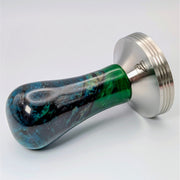Epoxy Elegance Tamper #24 – Gestockte Buche & Tiefgrün Tamper EMMERICH Art - rhiinland.com