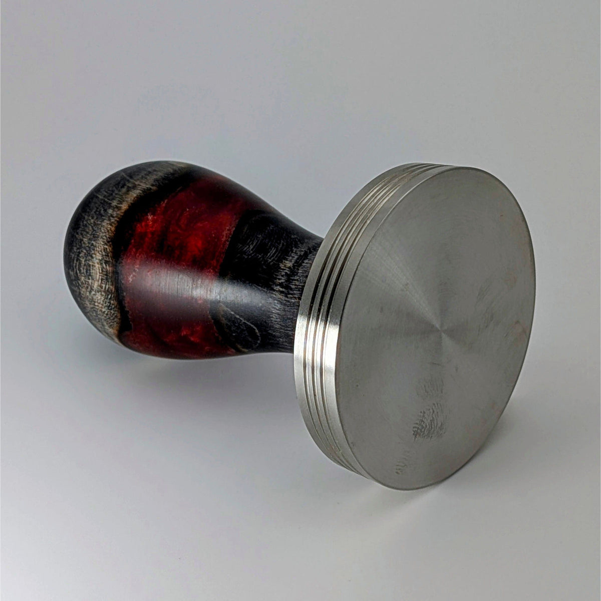 Epoxy Elegance Tamper #2 – Riegelahorn & Lava-Rot Tamper EMMERICH Art - rhiinland.com