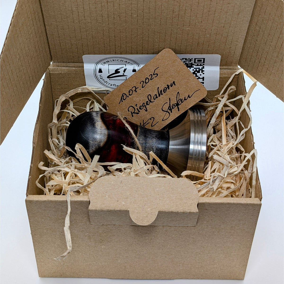 Epoxy Elegance Tamper #2 – Riegelahorn & Lava-Rot Tamper EMMERICH Art - rhiinland.com