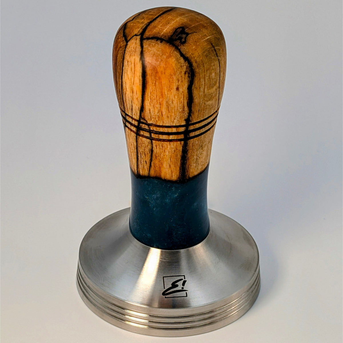 Epoxy Elegance Tamper #6 – Gestockte Buche & Tiefblau Tamper EMMERICH Art - rhiinland.com