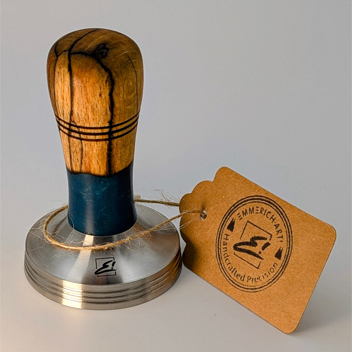 Epoxy Elegance Tamper #6 – Gestockte Buche & Tiefblau Tamper EMMERICH Art - rhiinland.com