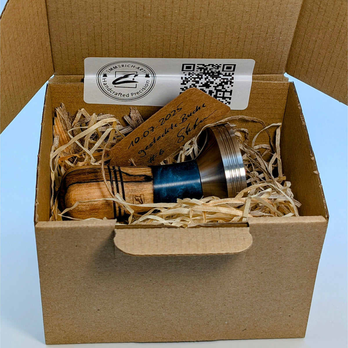 Epoxy Elegance Tamper #6 – Gestockte Buche & Tiefblau Tamper EMMERICH Art - rhiinland.com